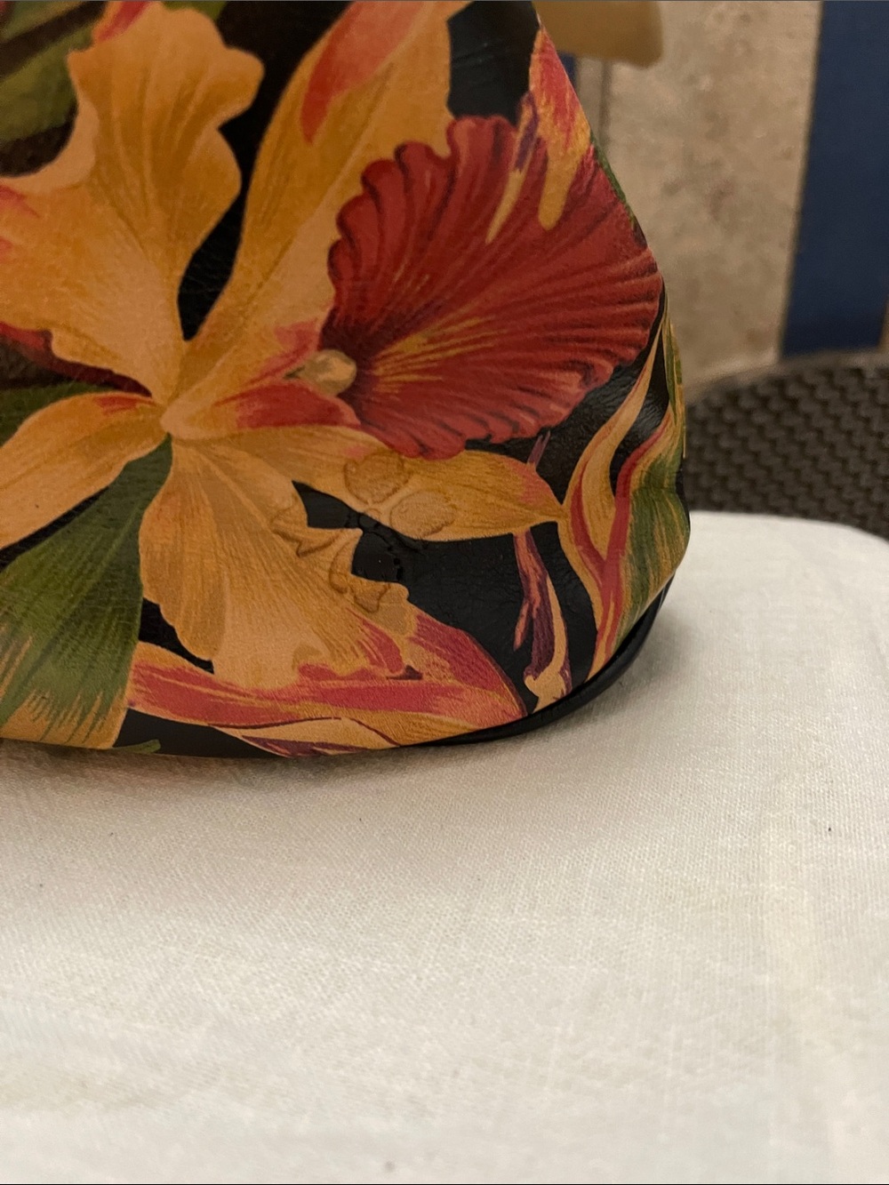 Patricia Nash 100% Italian Leather Cuban Tropical Paradise print - Picture 2 of 9